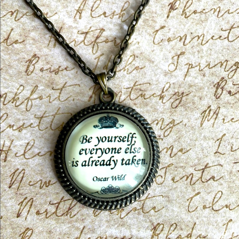 3/$30 Inspirational Pendant Necklace - Oscar Wilde